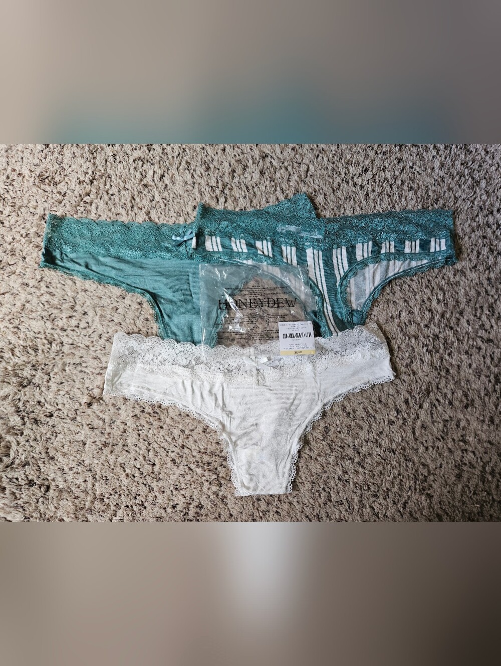 Honeydew Intimates Green & White Lace-Trim Thong Set - 1X/2X 3 Pack